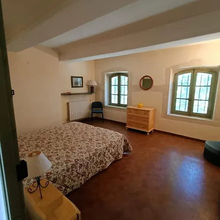 Apartment Maggie 3 Personnes Pont-Saint-Esprit